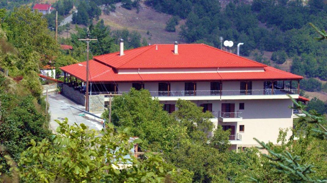 Omilaia Gardiki Exterior photo